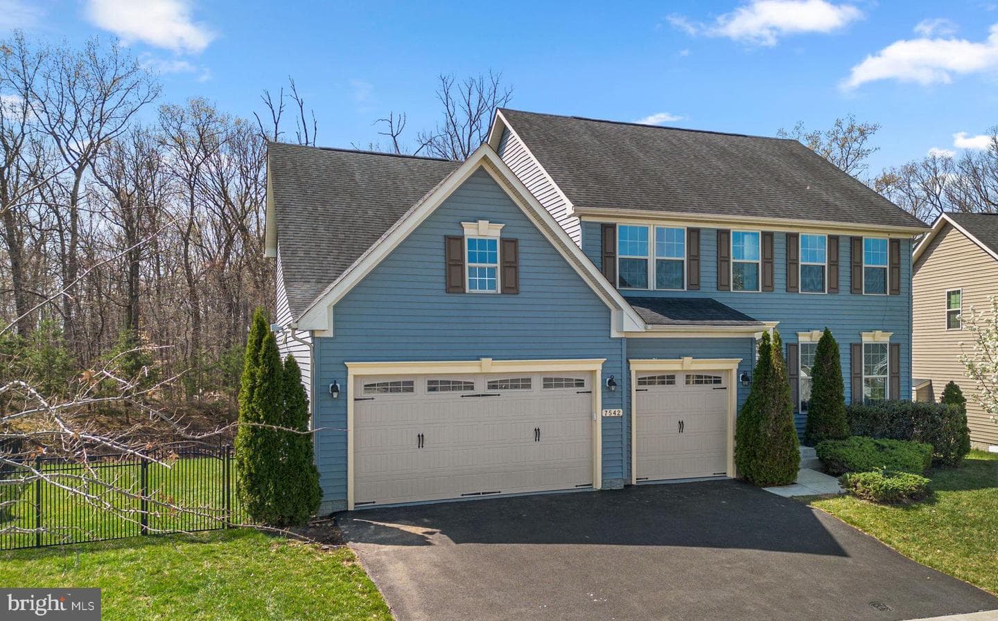 7542 Arundel Woods Drive photo 2