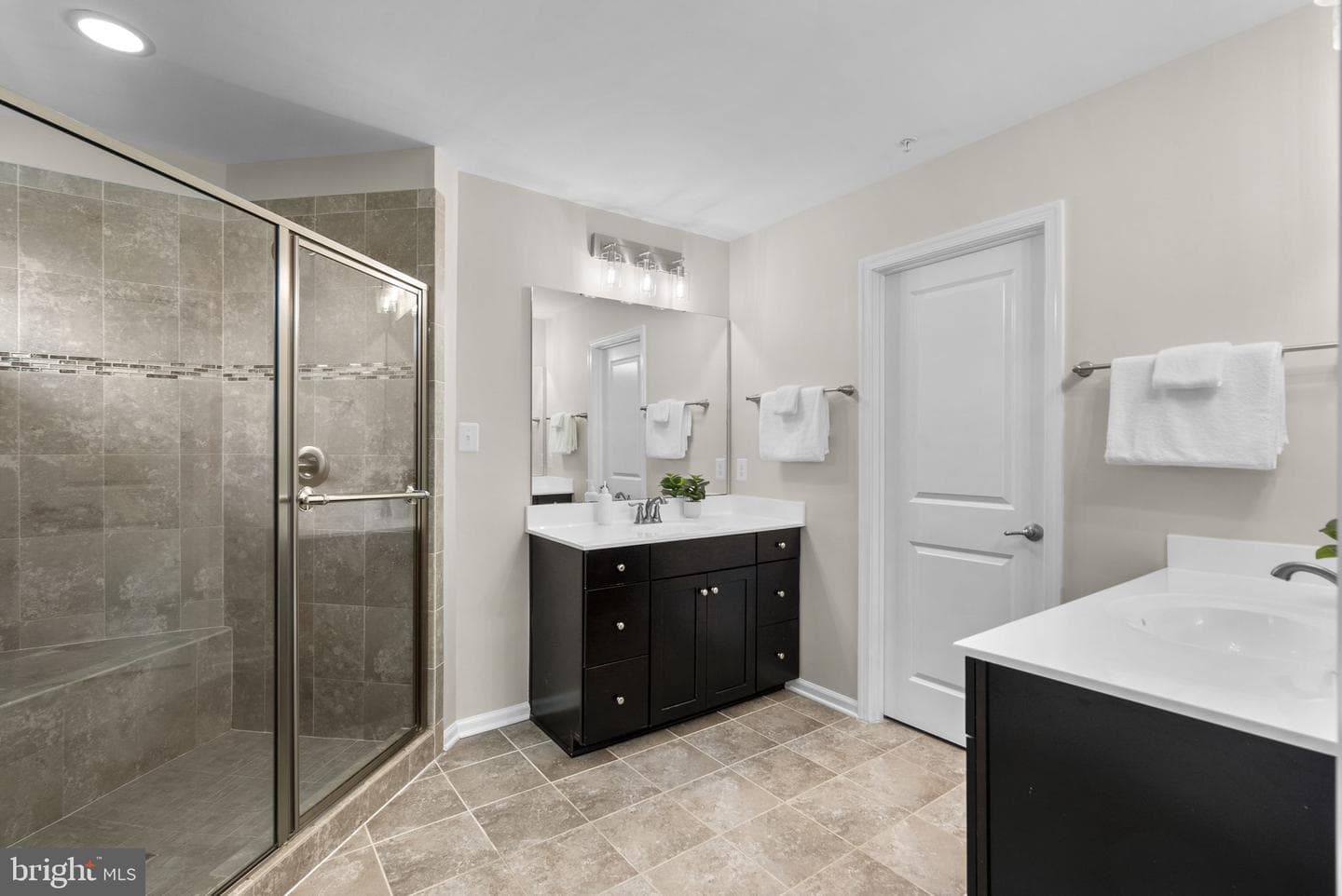 7542 Arundel Woods Drive photo 27