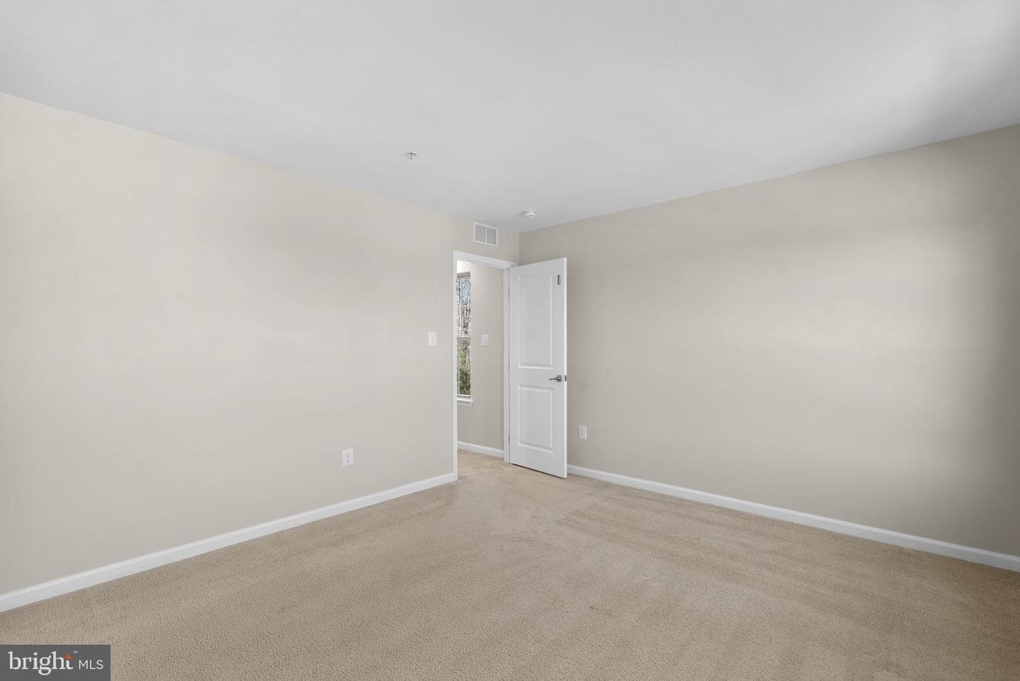 7542 Arundel Woods Drive photo 35