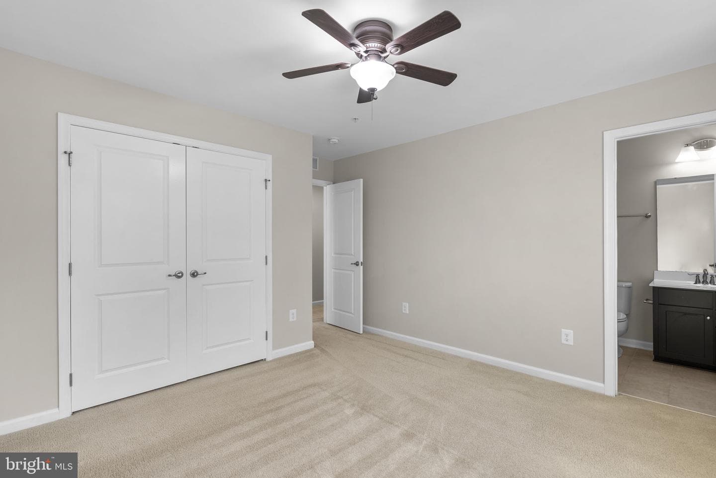 7542 Arundel Woods Drive photo 37