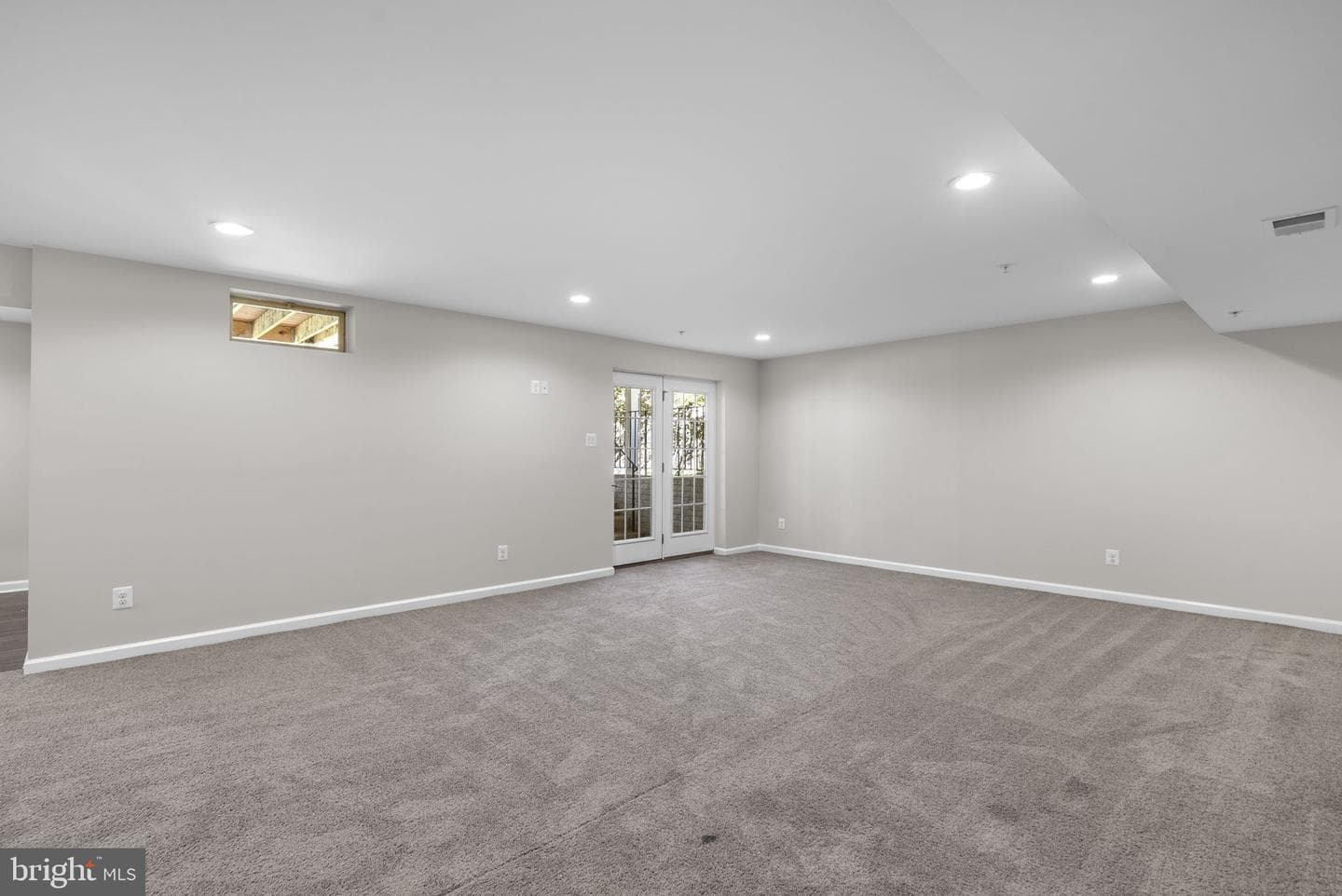 7542 Arundel Woods Drive photo 40