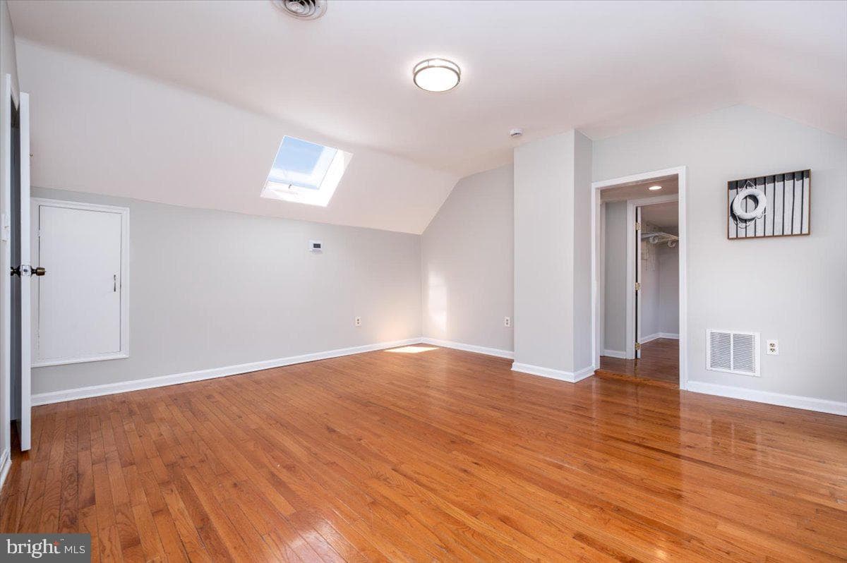 626 Clark Avenue photo 24