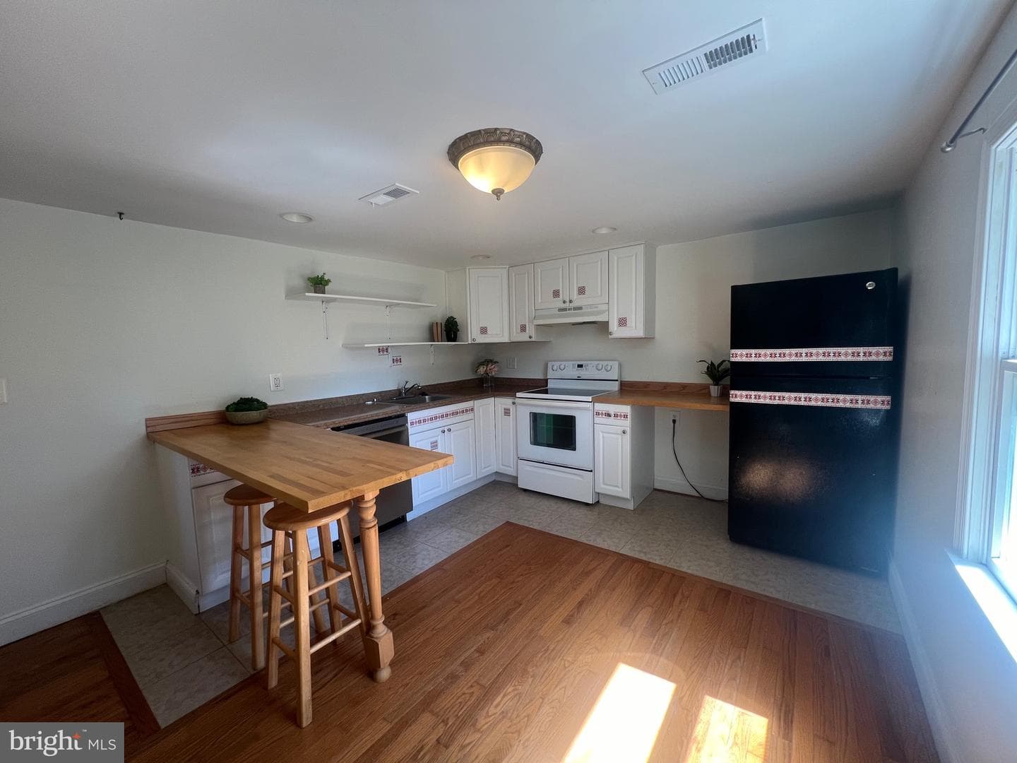626 Clark Avenue photo 33
