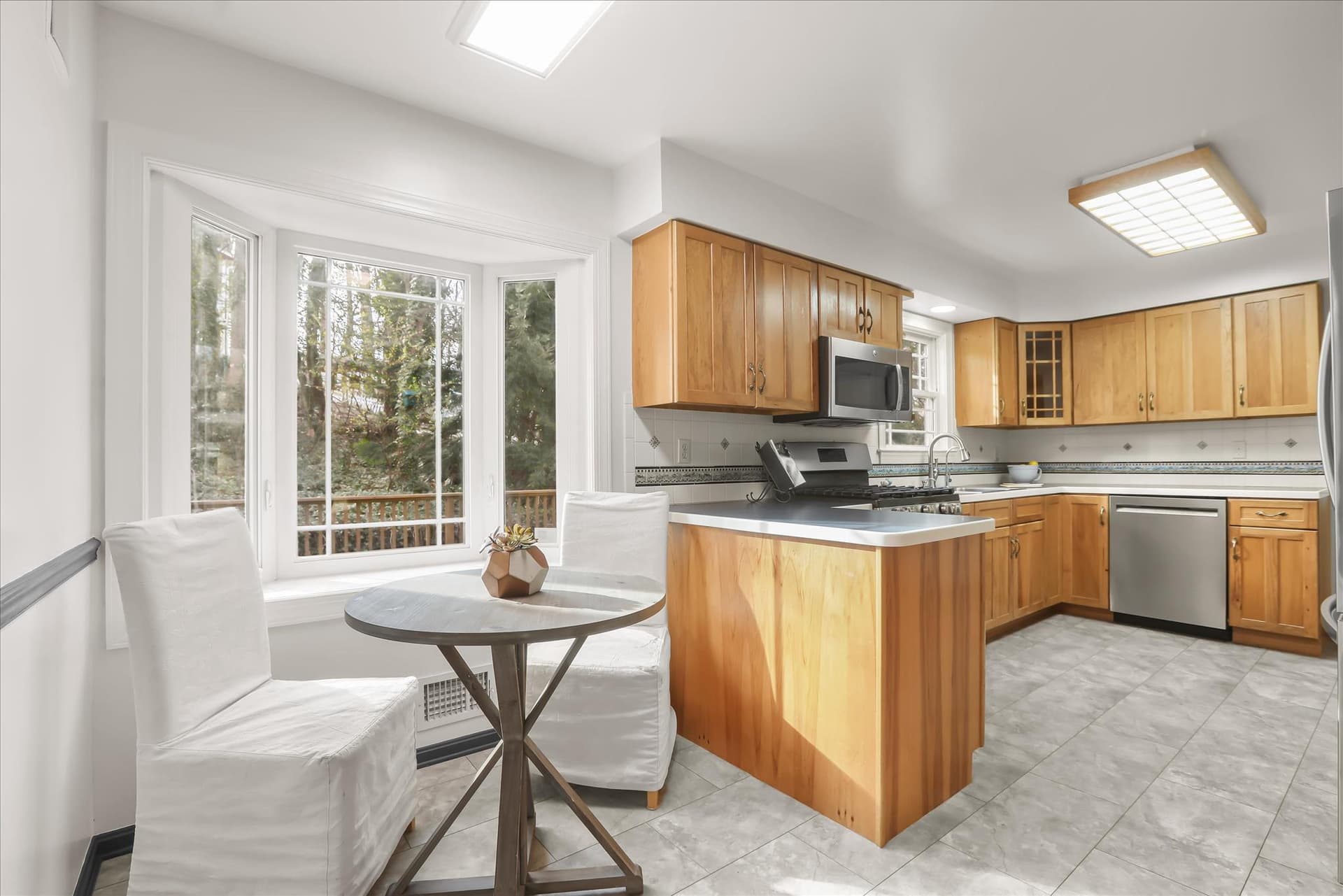 326 Edgewater Road photo 12