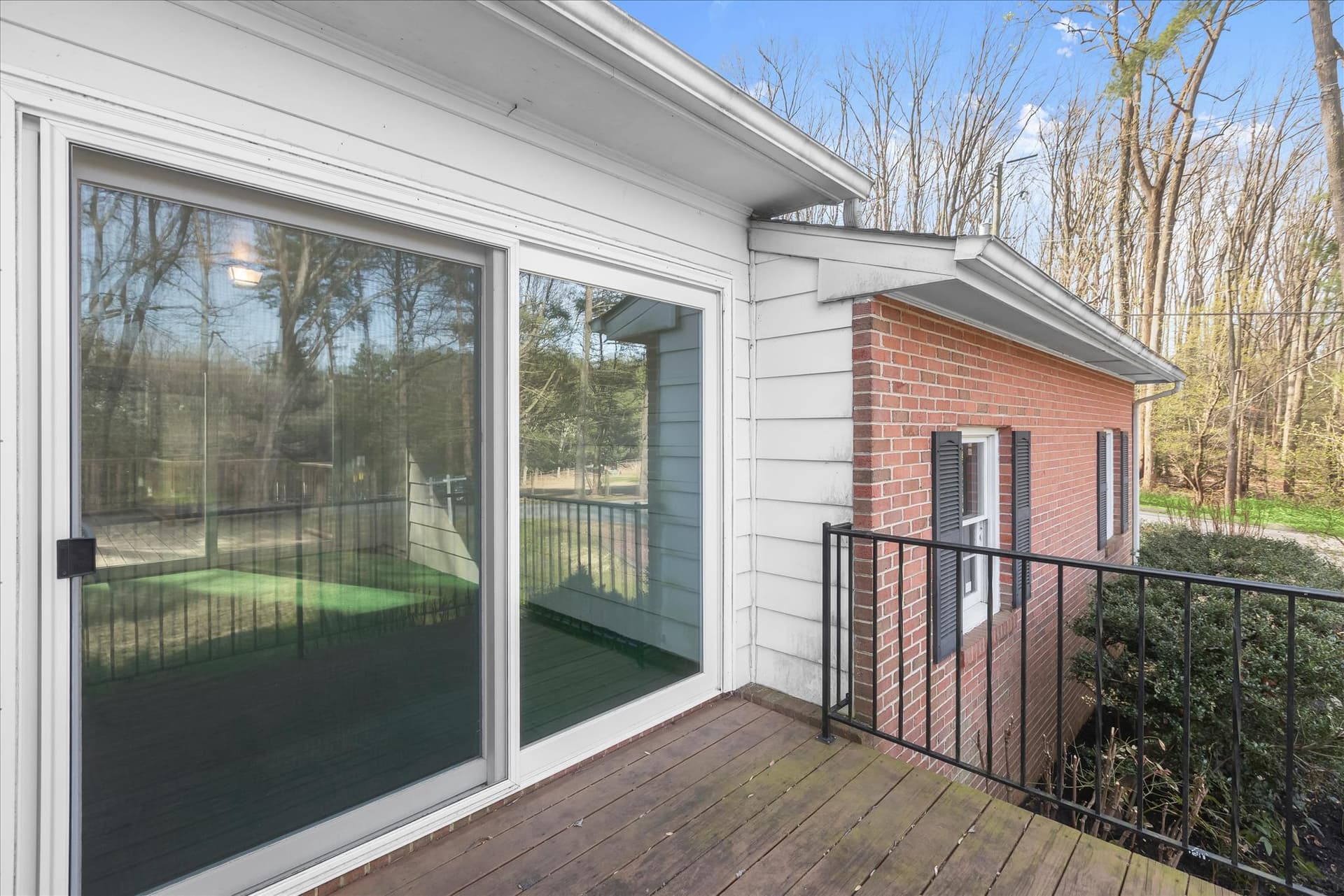 326 Edgewater Road photo 35