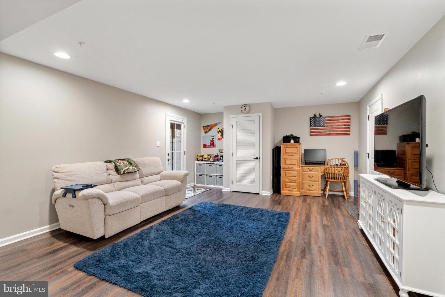8058 Elton Street photo 14