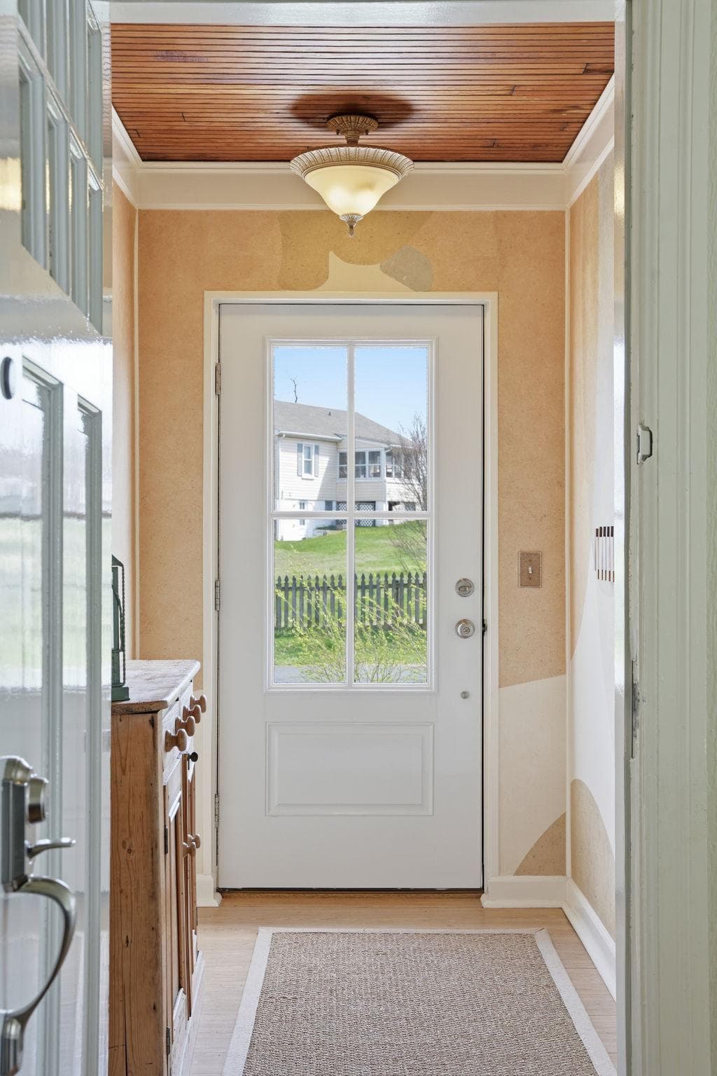 7806 Summit Drive photo 4