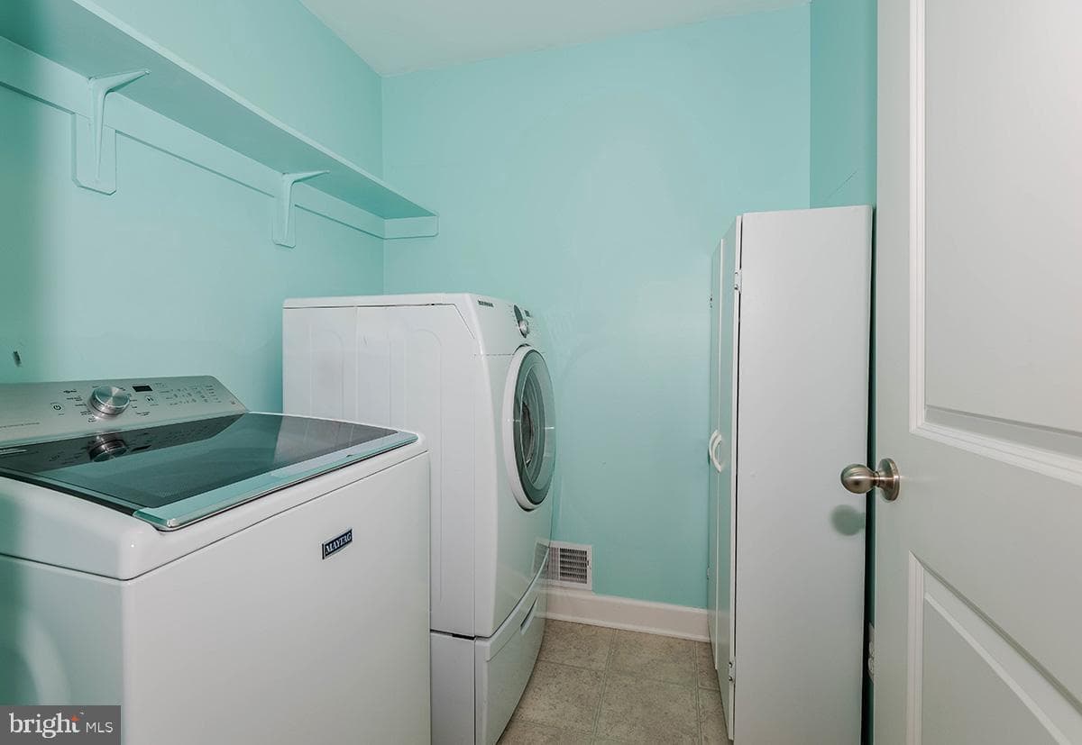 647 210th Street photo 14