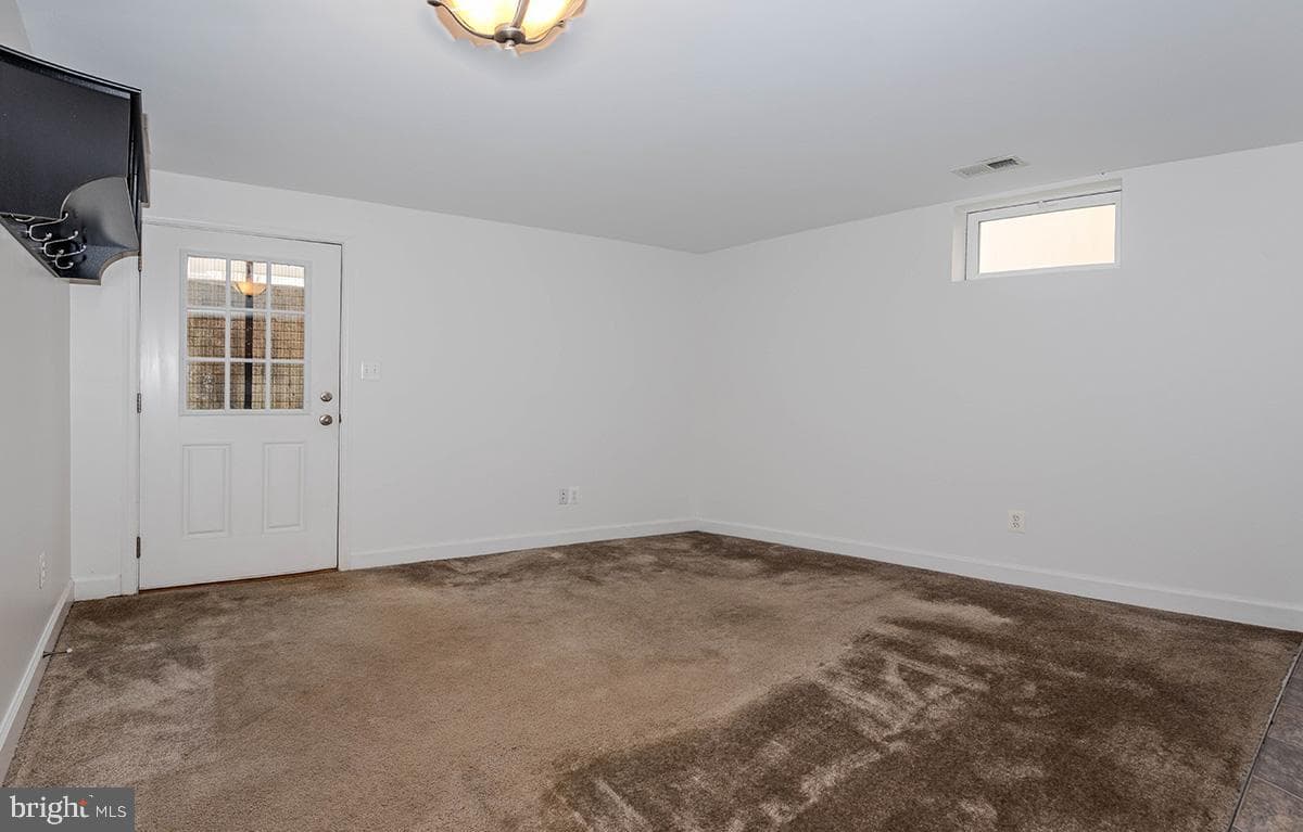 647 210th Street photo 27