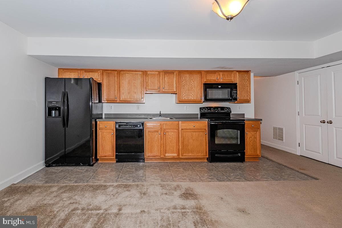 647 210th Street photo 29