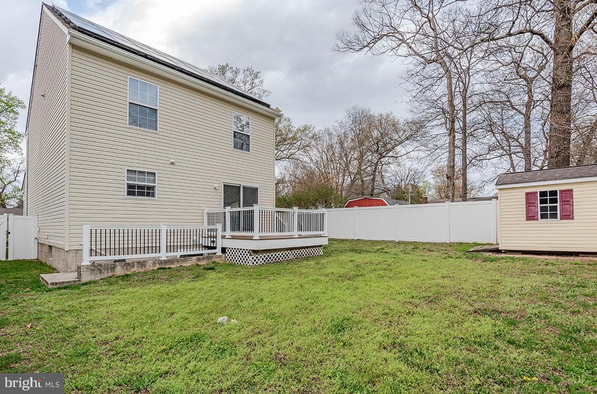 647 210th Street photo 39
