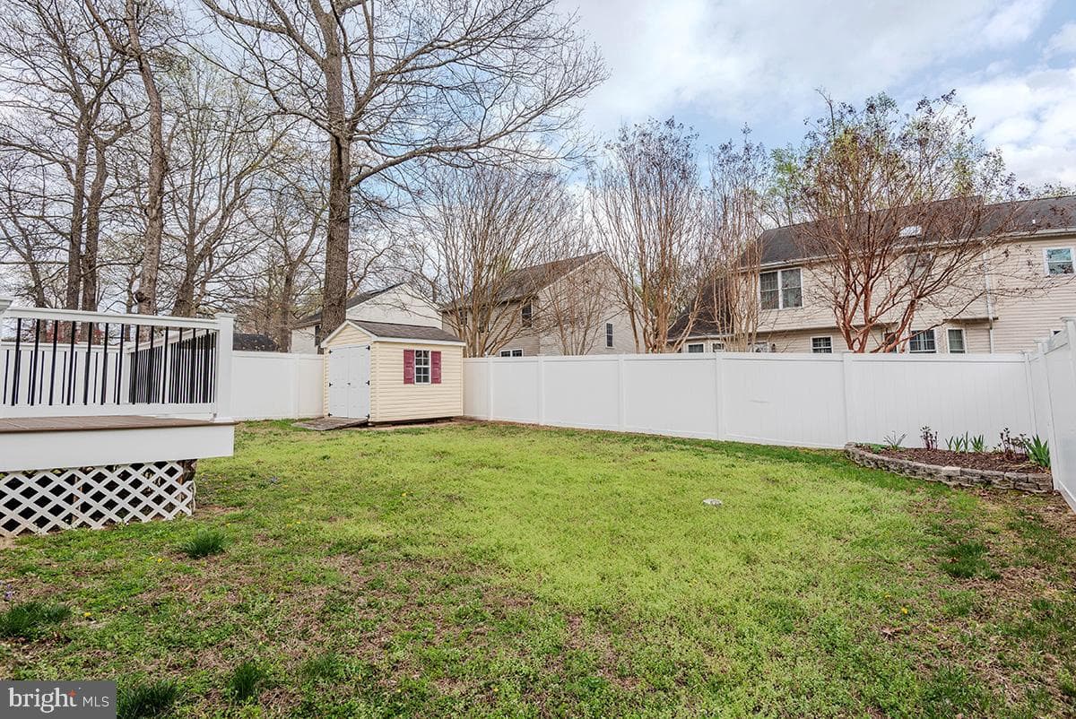647 210th Street photo 40