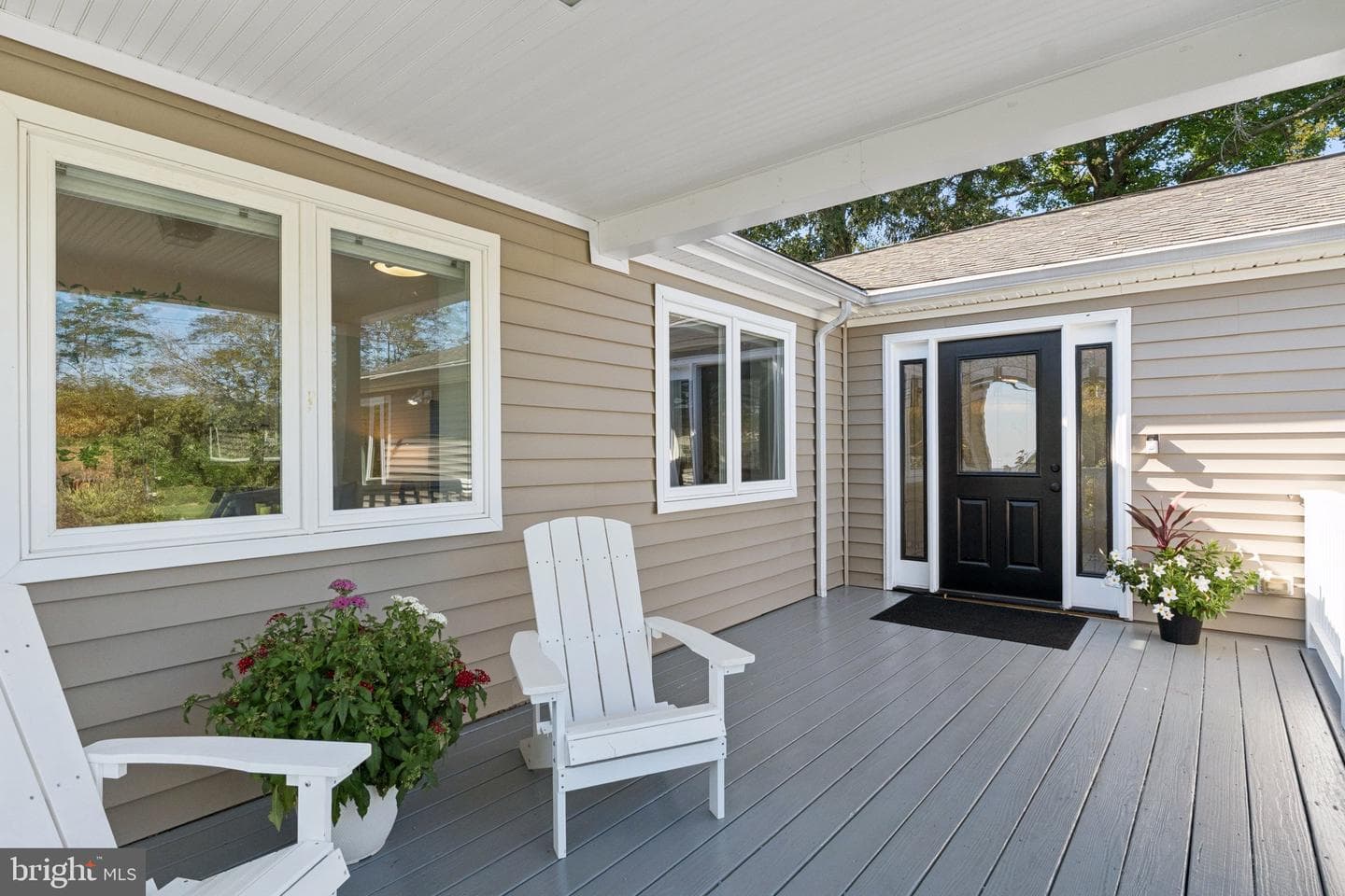 7654 Bay Street photo 6