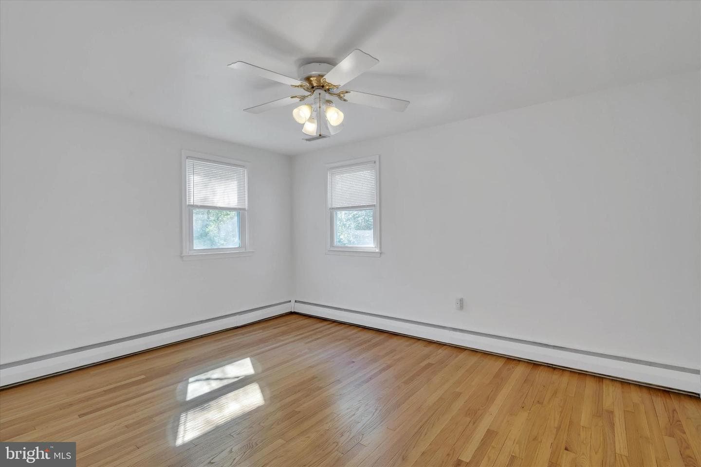 319 School Lane photo 28