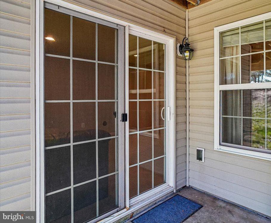 7326 Mockingbird Circle photo 32
