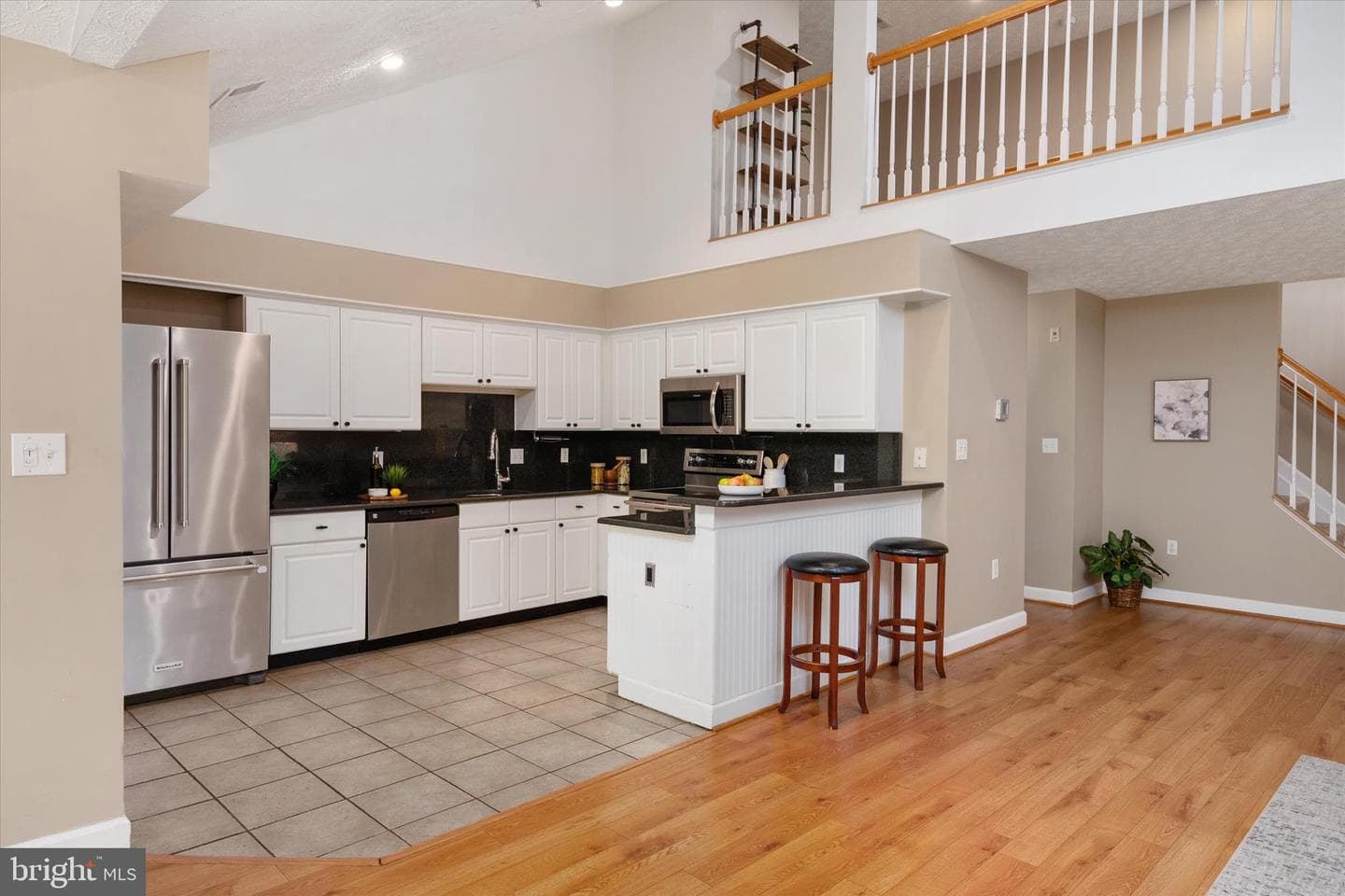 617 Admiral Drive #403 photo 12