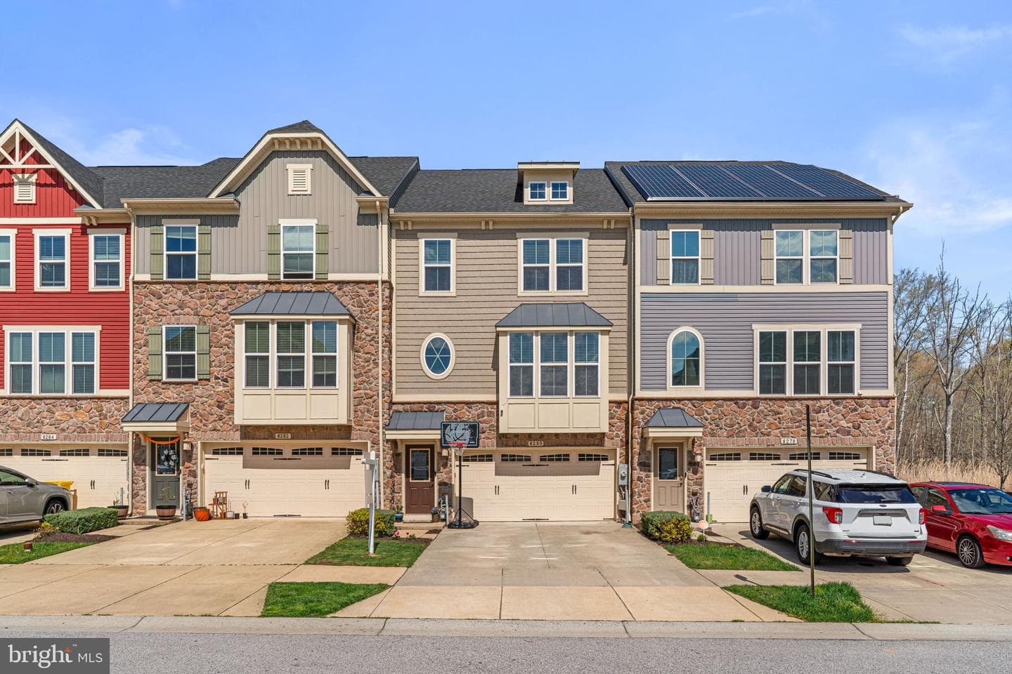 8280 Hickory Hollow Drive photo 2