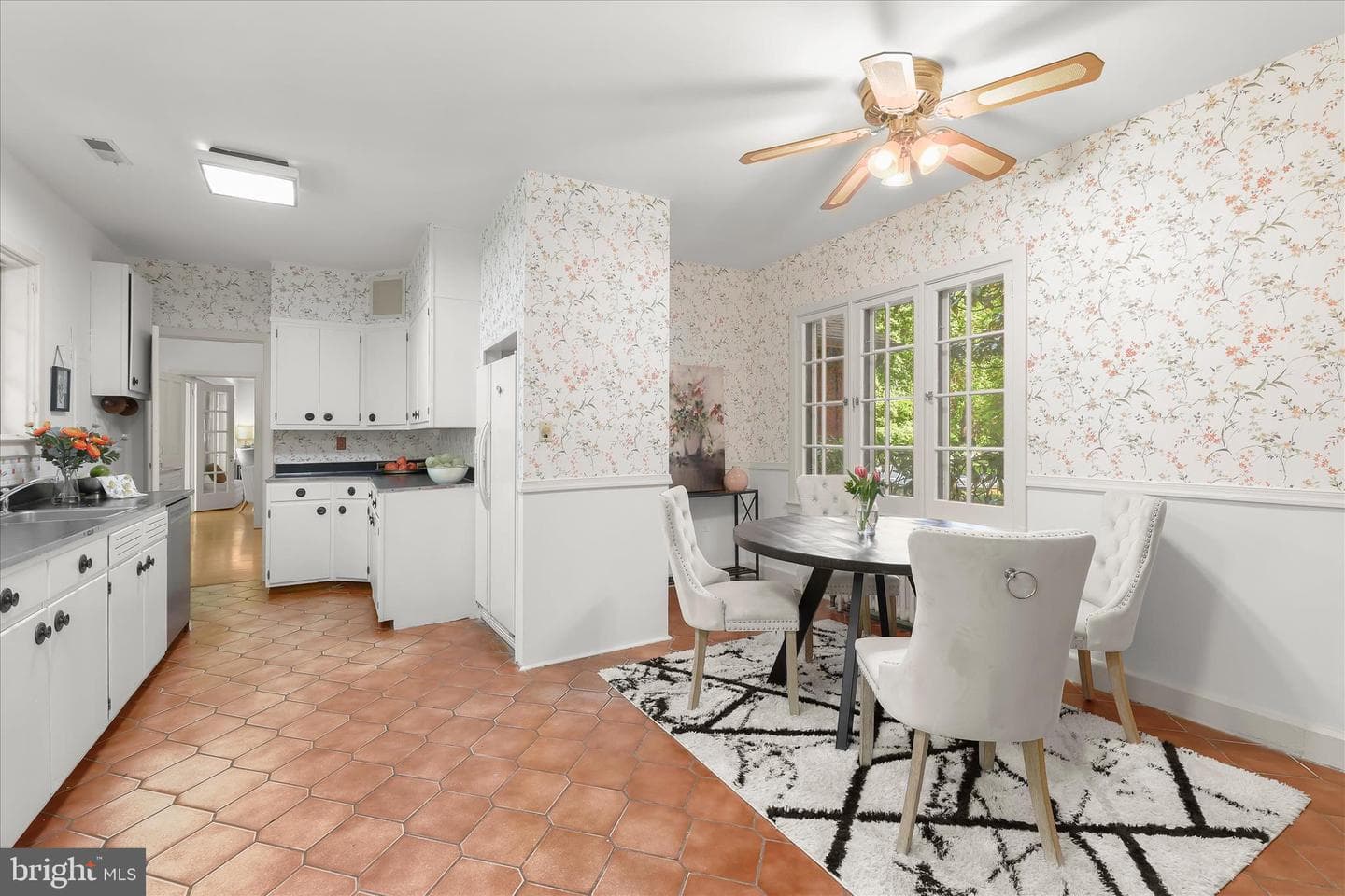 610 Cotterill Road photo 21