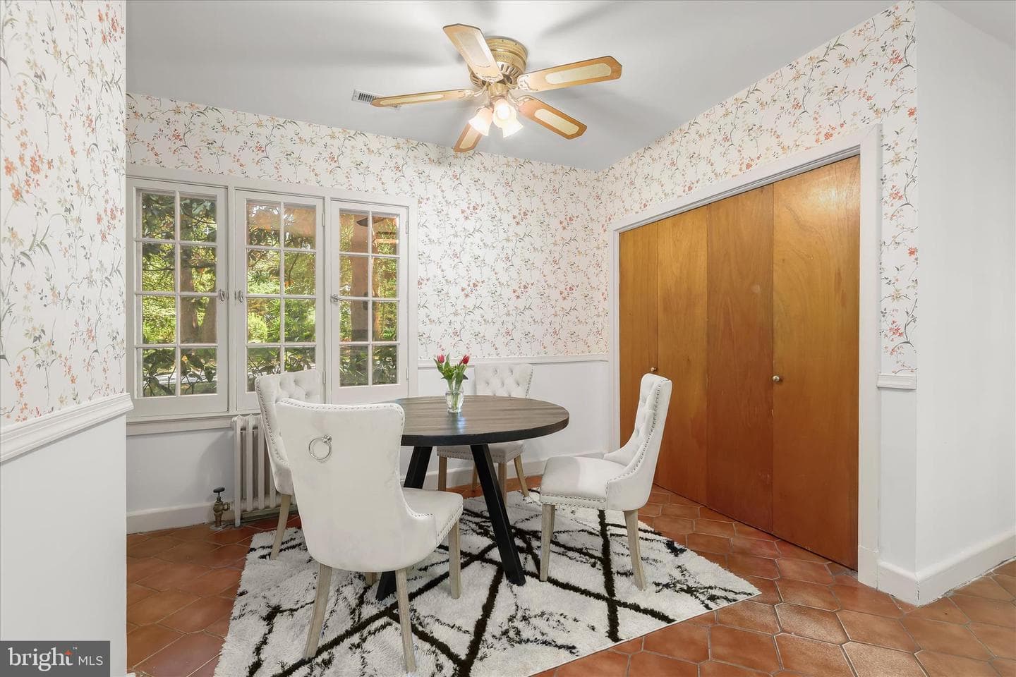 610 Cotterill Road photo 24