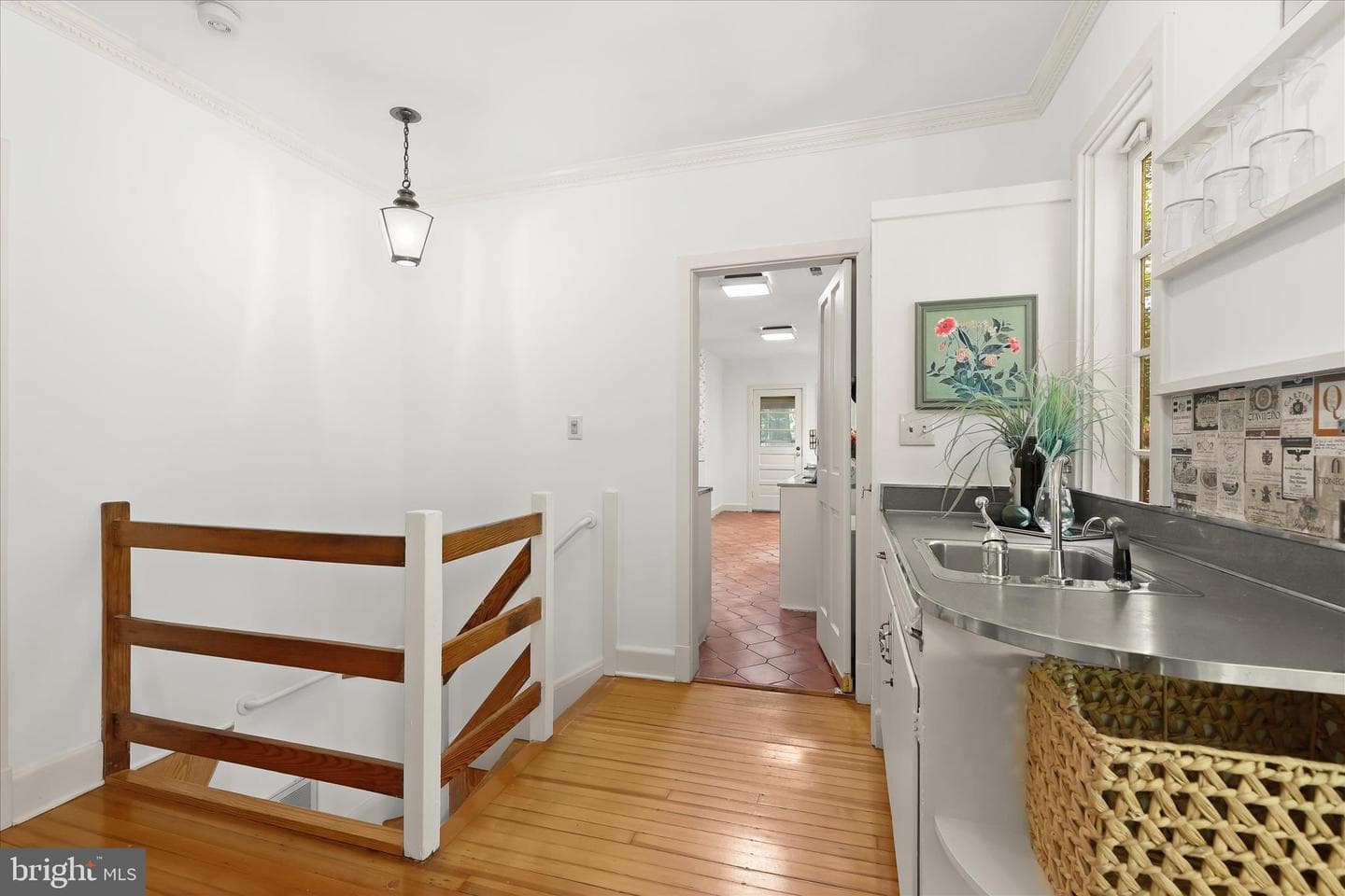 610 Cotterill Road photo 26