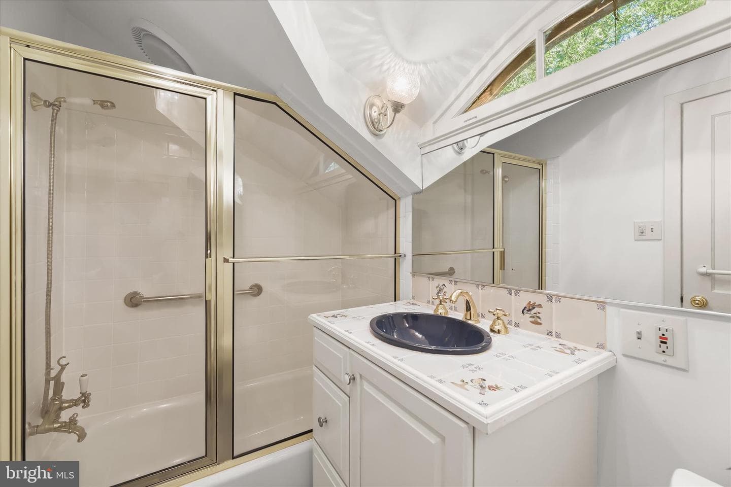610 Cotterill Road photo 34