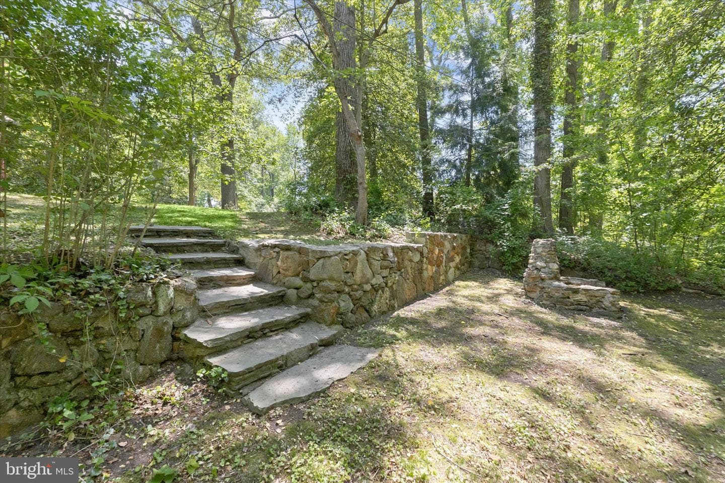 610 Cotterill Road photo 48