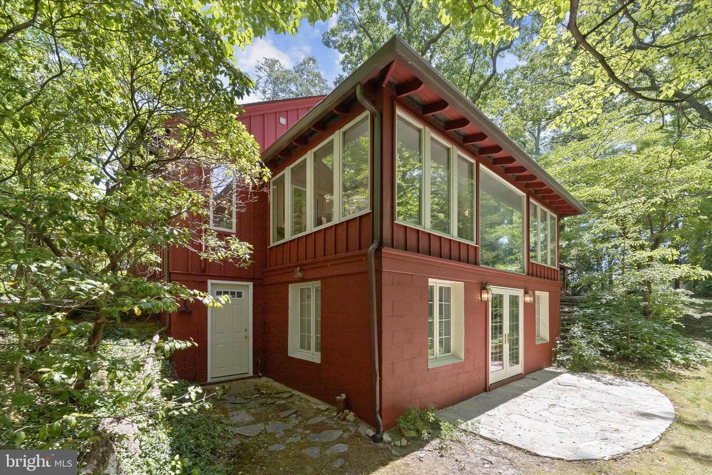 610 Cotterill Road photo 5