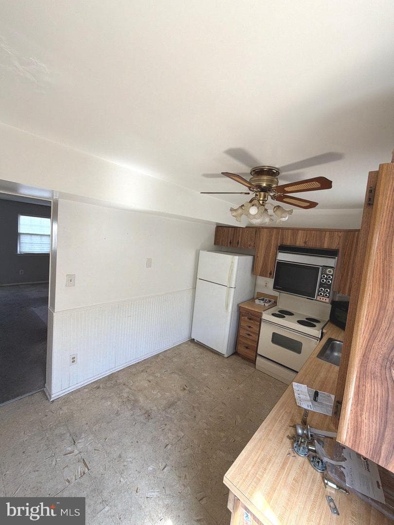427 Hardmoore Court photo 6