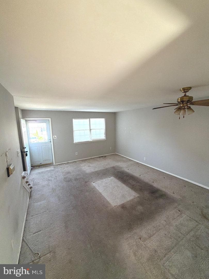 427 Hardmoore Court photo 7