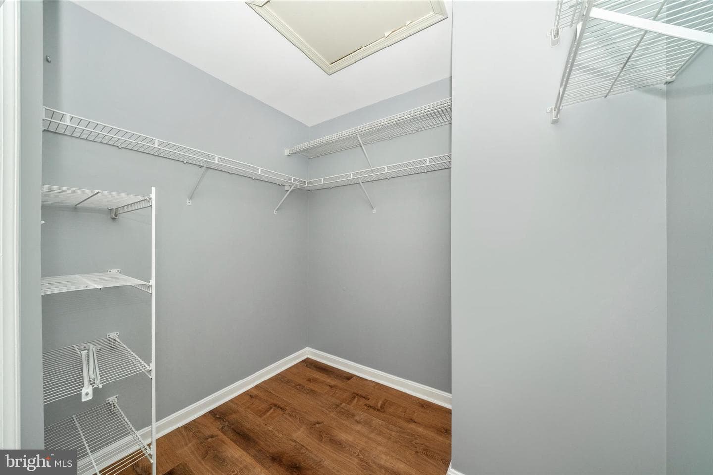 8212 Brooktree Street photo 32