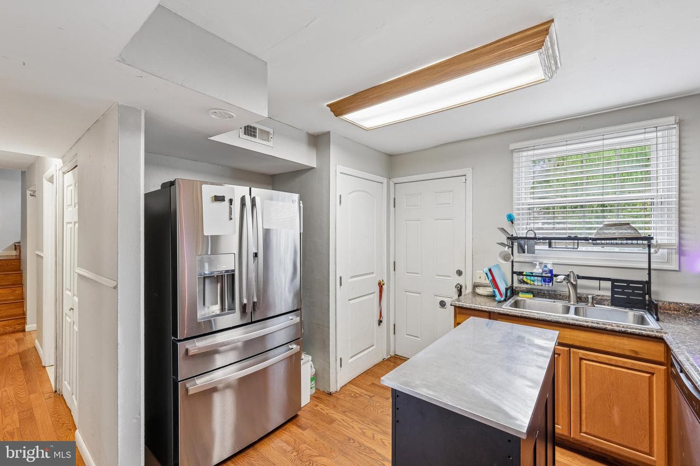 496 Bruce Avenue photo 12