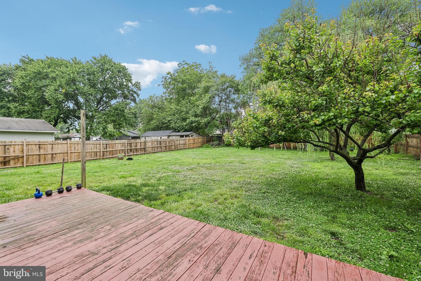 496 Bruce Avenue photo 37