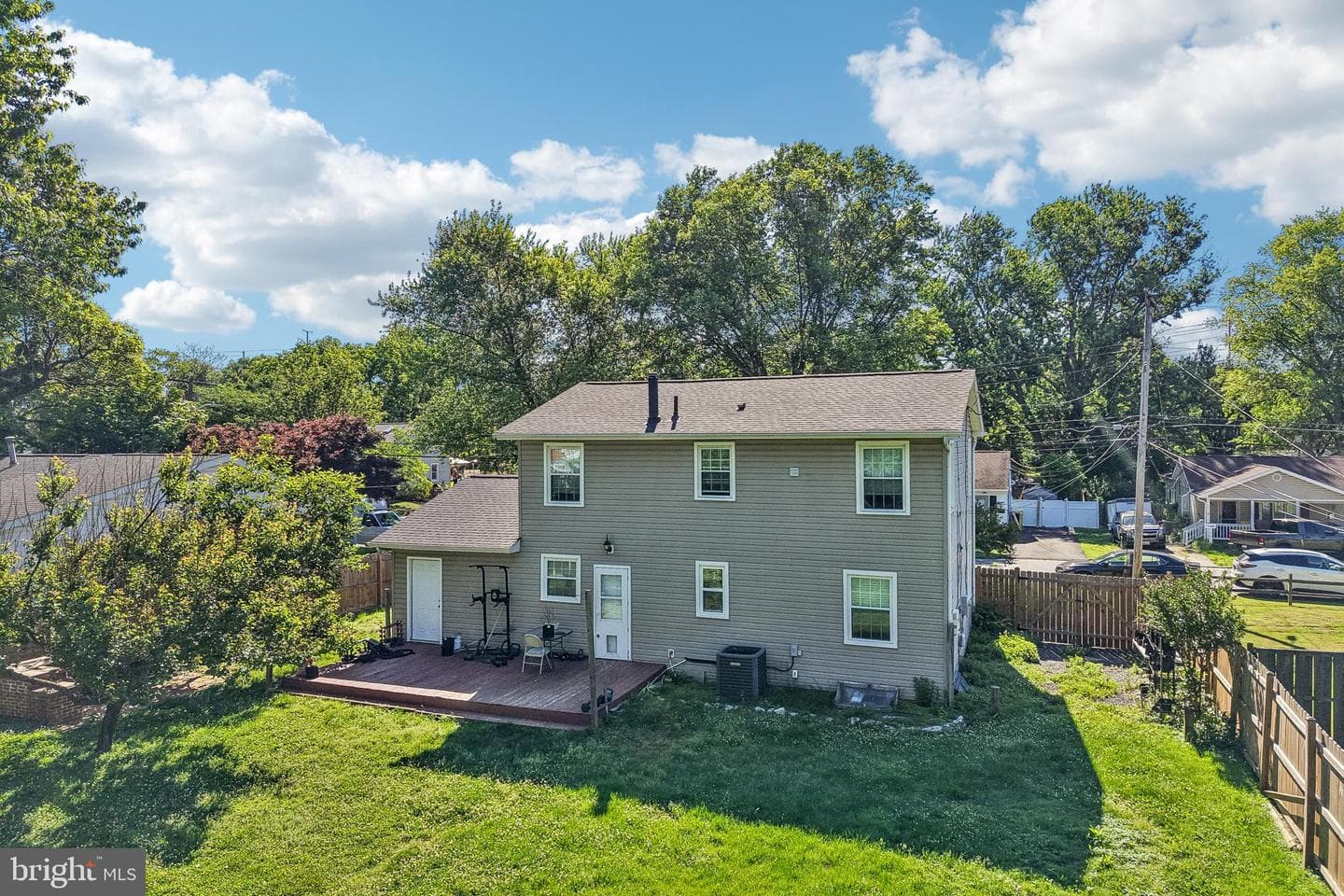 496 Bruce Avenue photo 50