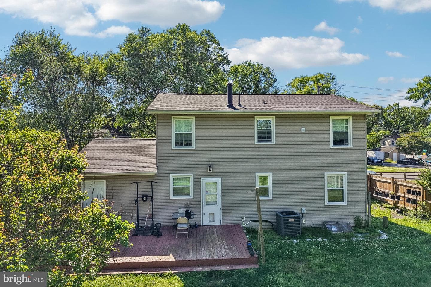 496 Bruce Avenue photo 53