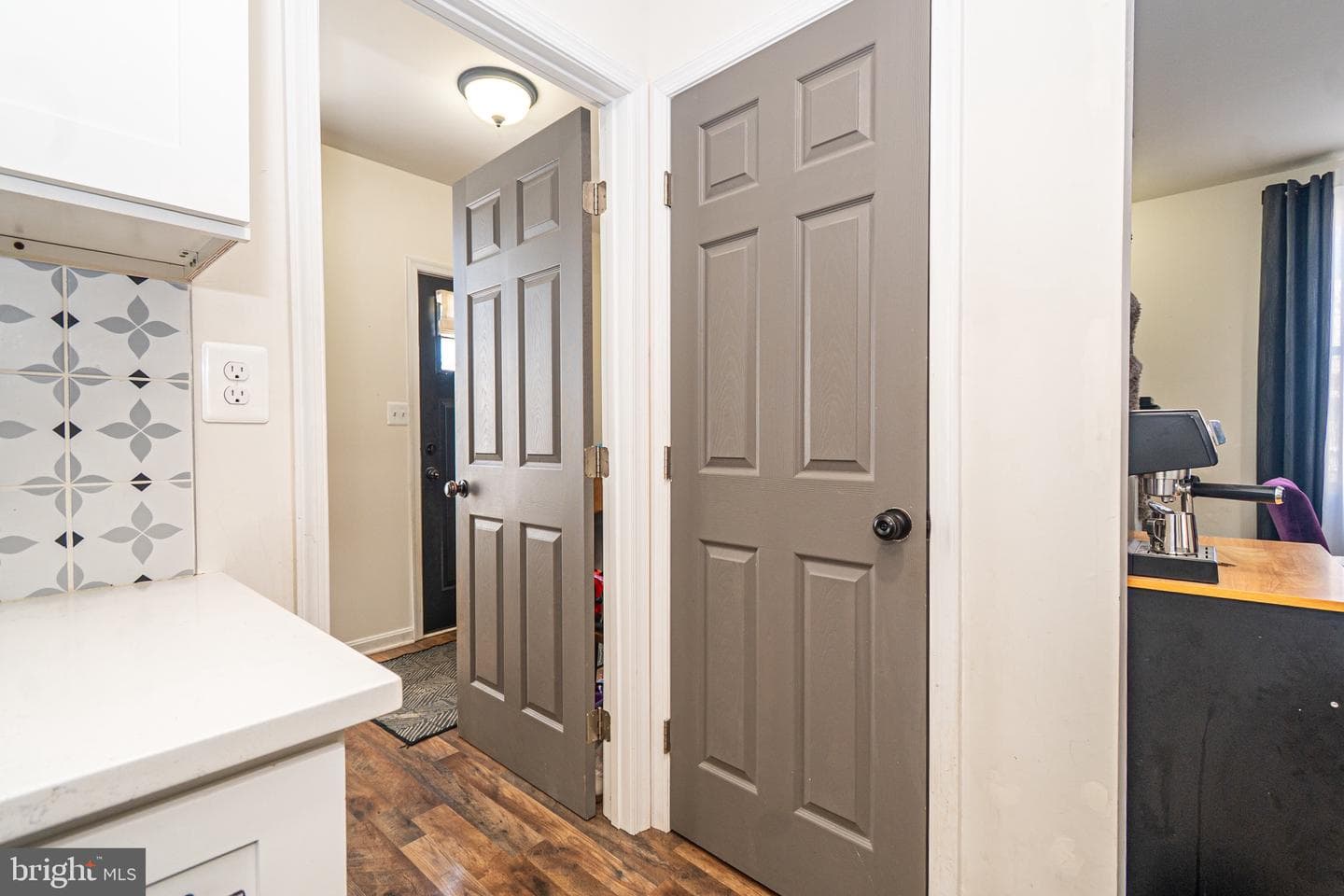 5316 Disney Avenue photo 14