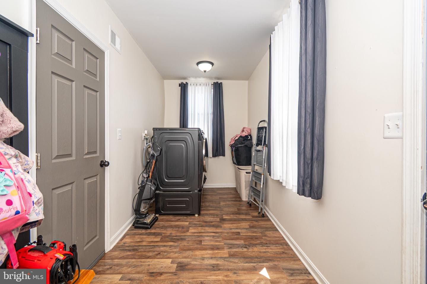 5316 Disney Avenue photo 15