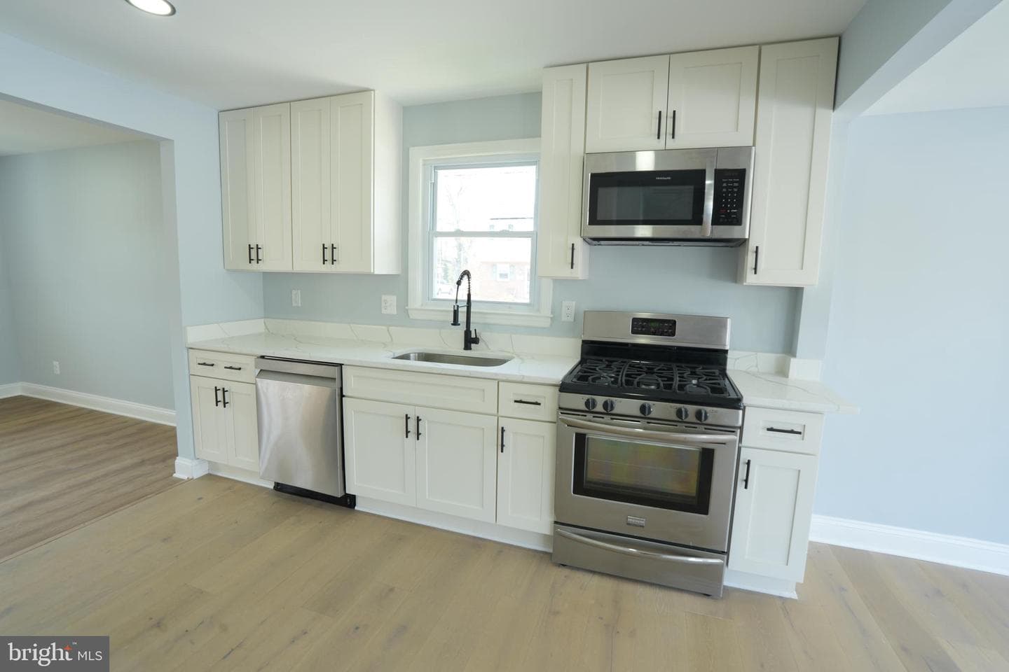 18 Magnolia Avenue photo 16