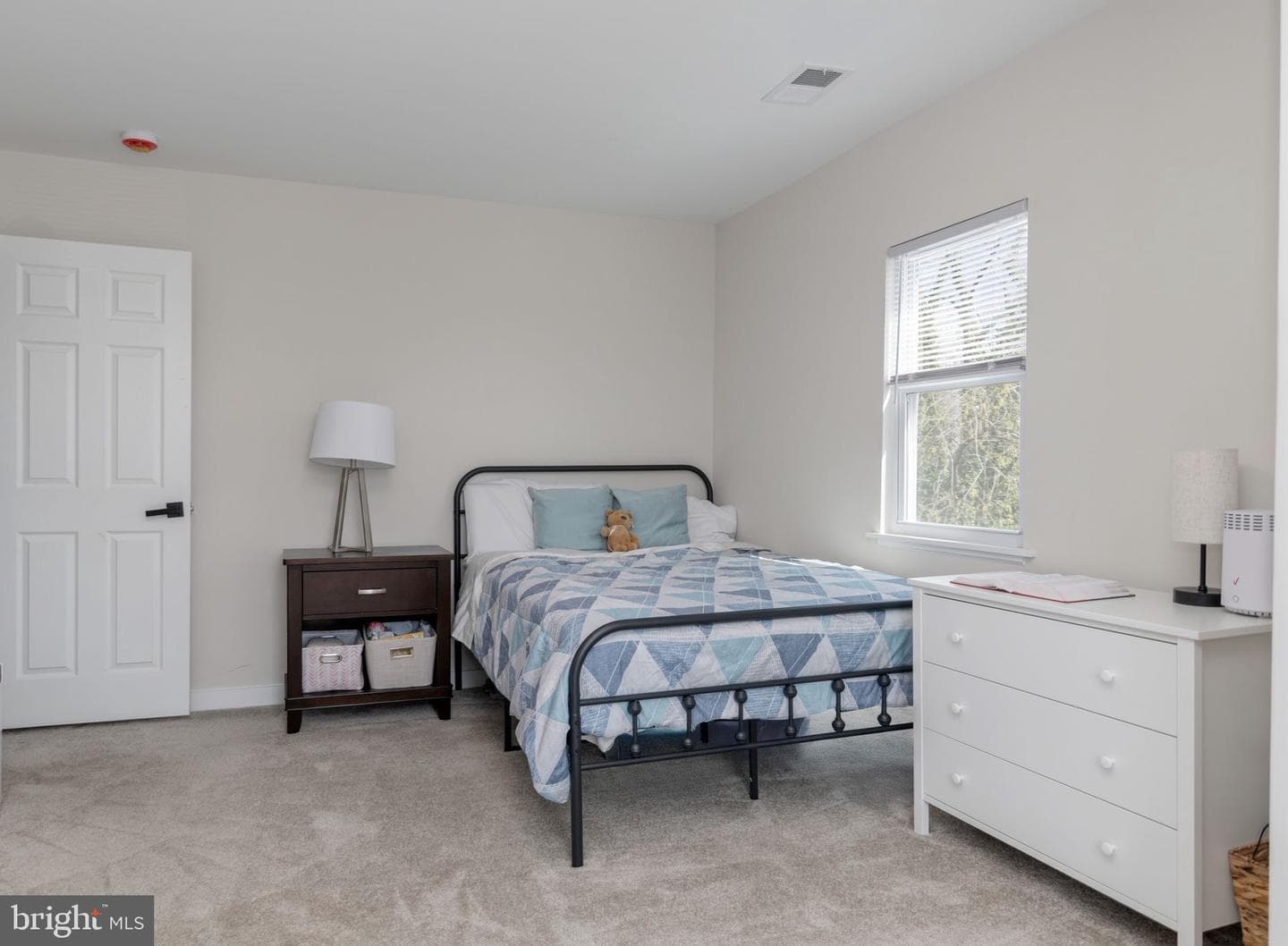 211 N Hammonds Ferry Road photo 24