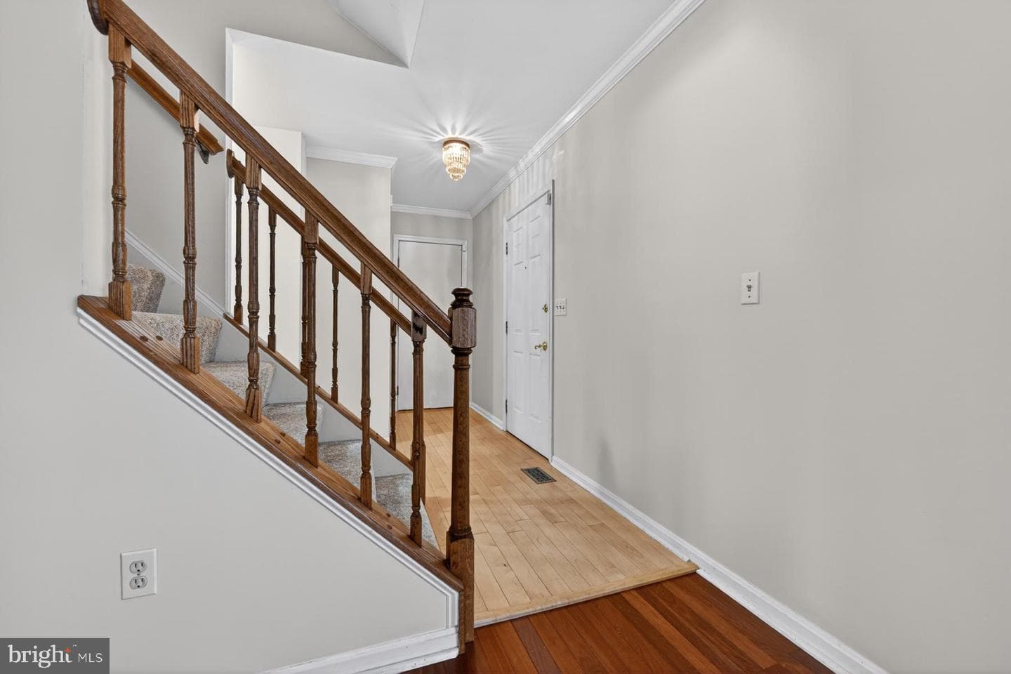 111 Janwall Street photo 12