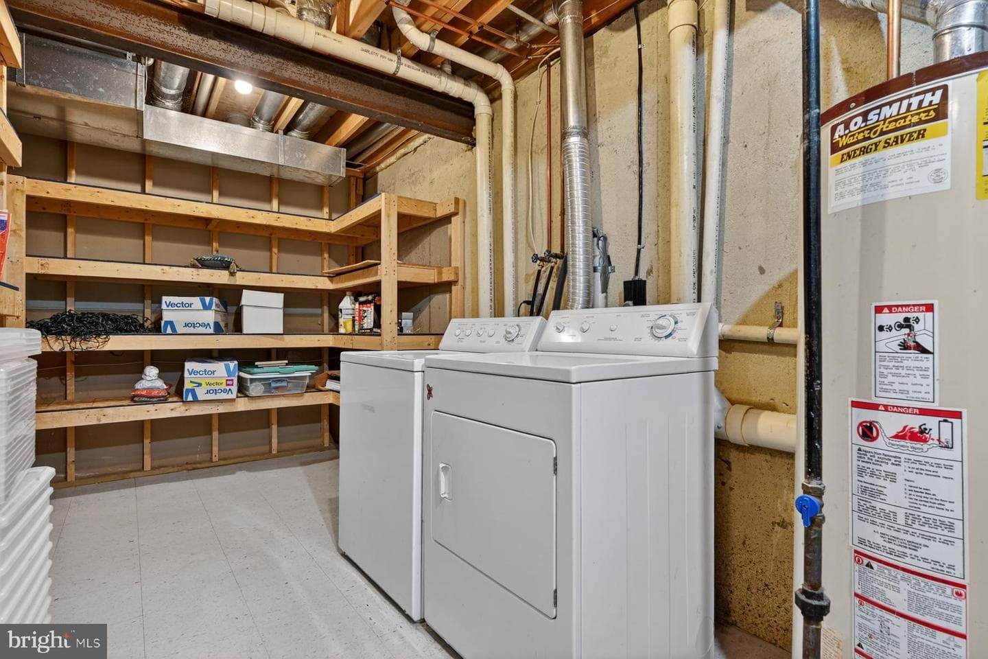111 Janwall Street photo 25