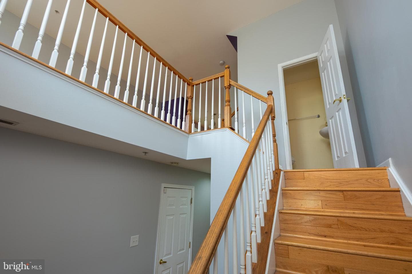 8023 Apple Valley Drive photo 11