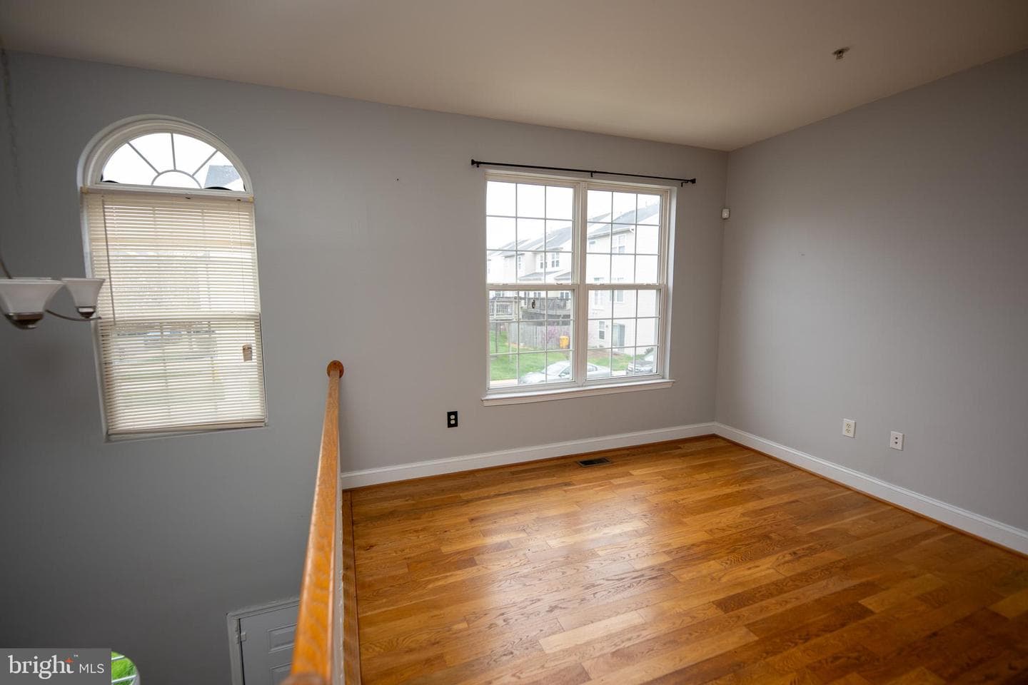 8023 Apple Valley Drive photo 12