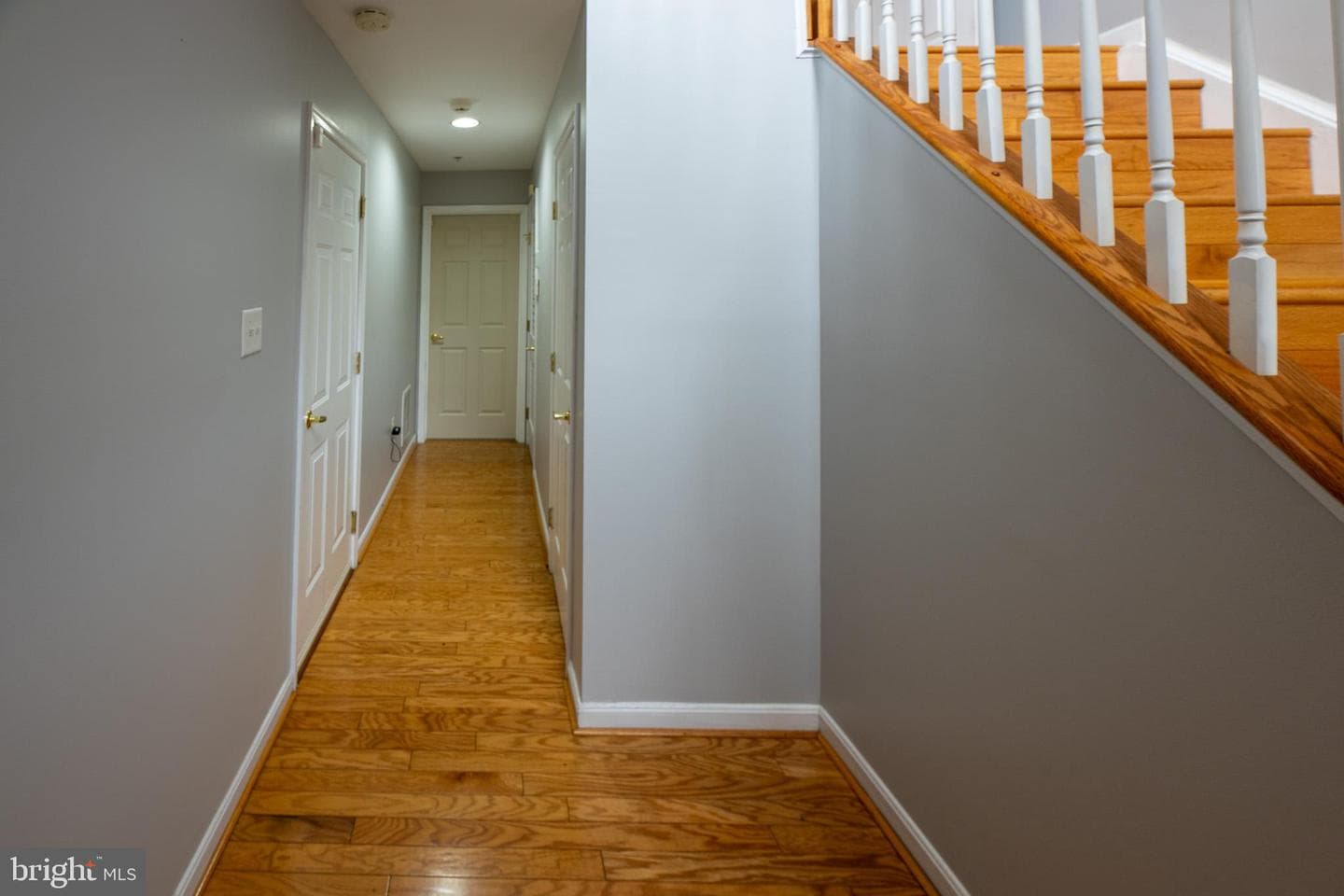 8023 Apple Valley Drive photo 3