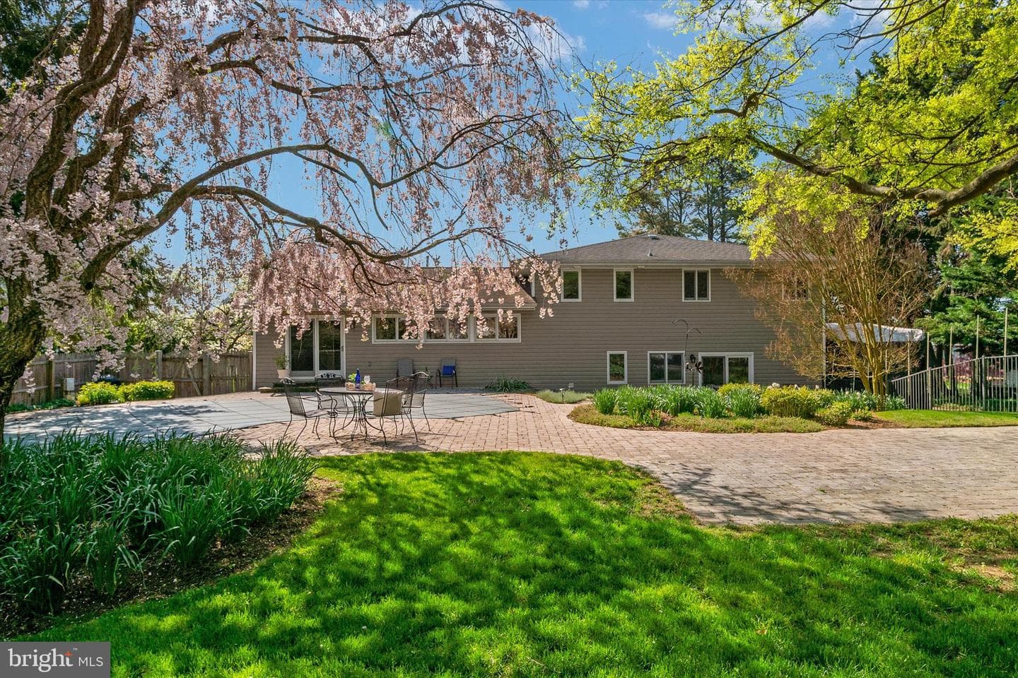 122 E Bay View Drive photo 40