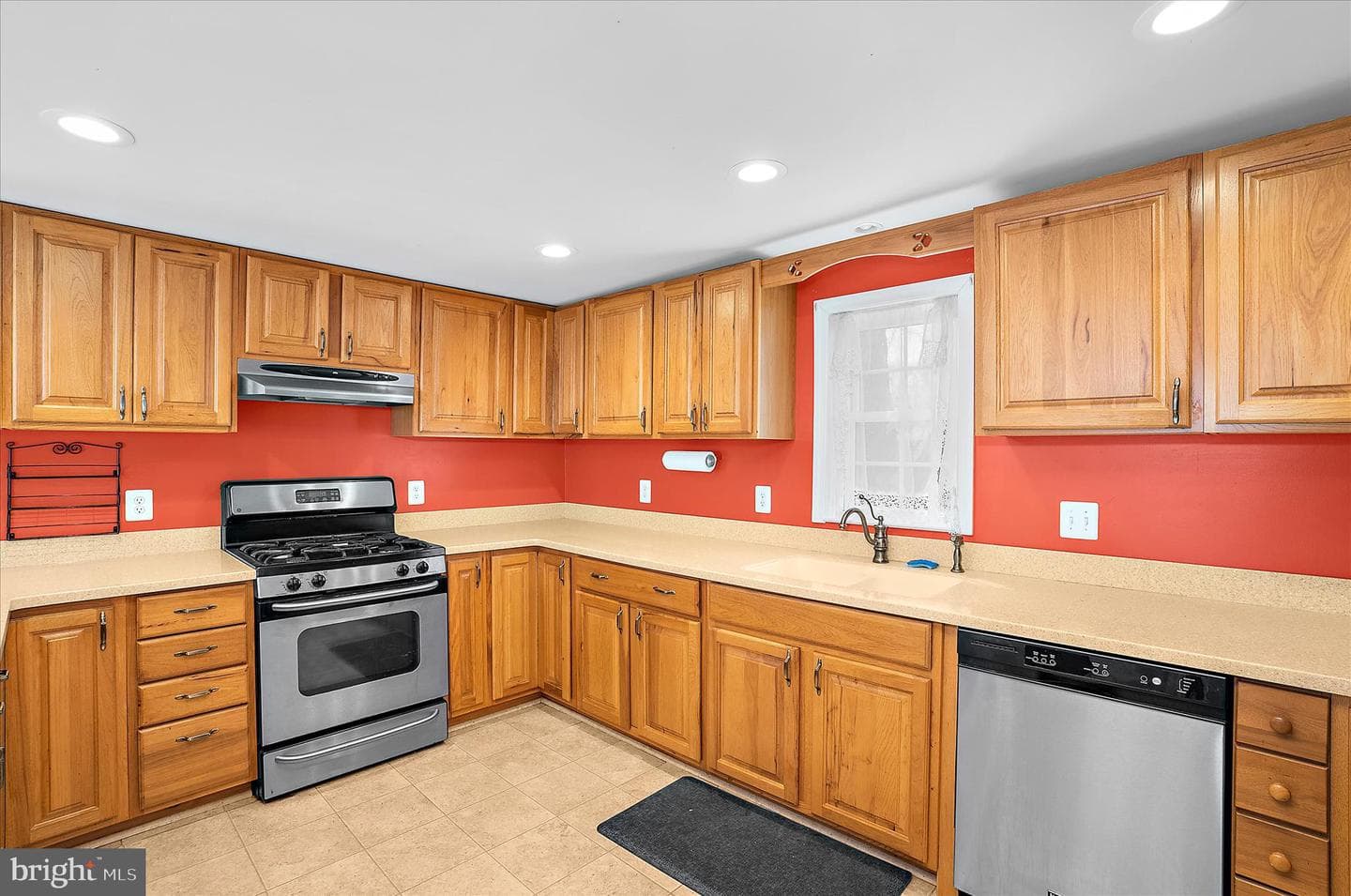 631 Cresswell Road photo 25