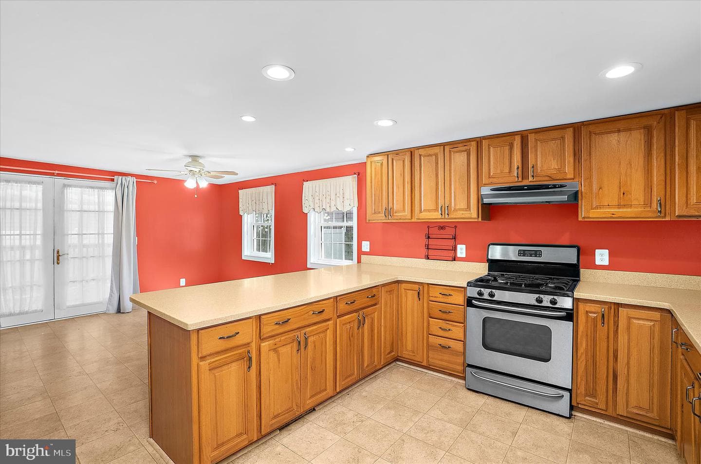 631 Cresswell Road photo 27