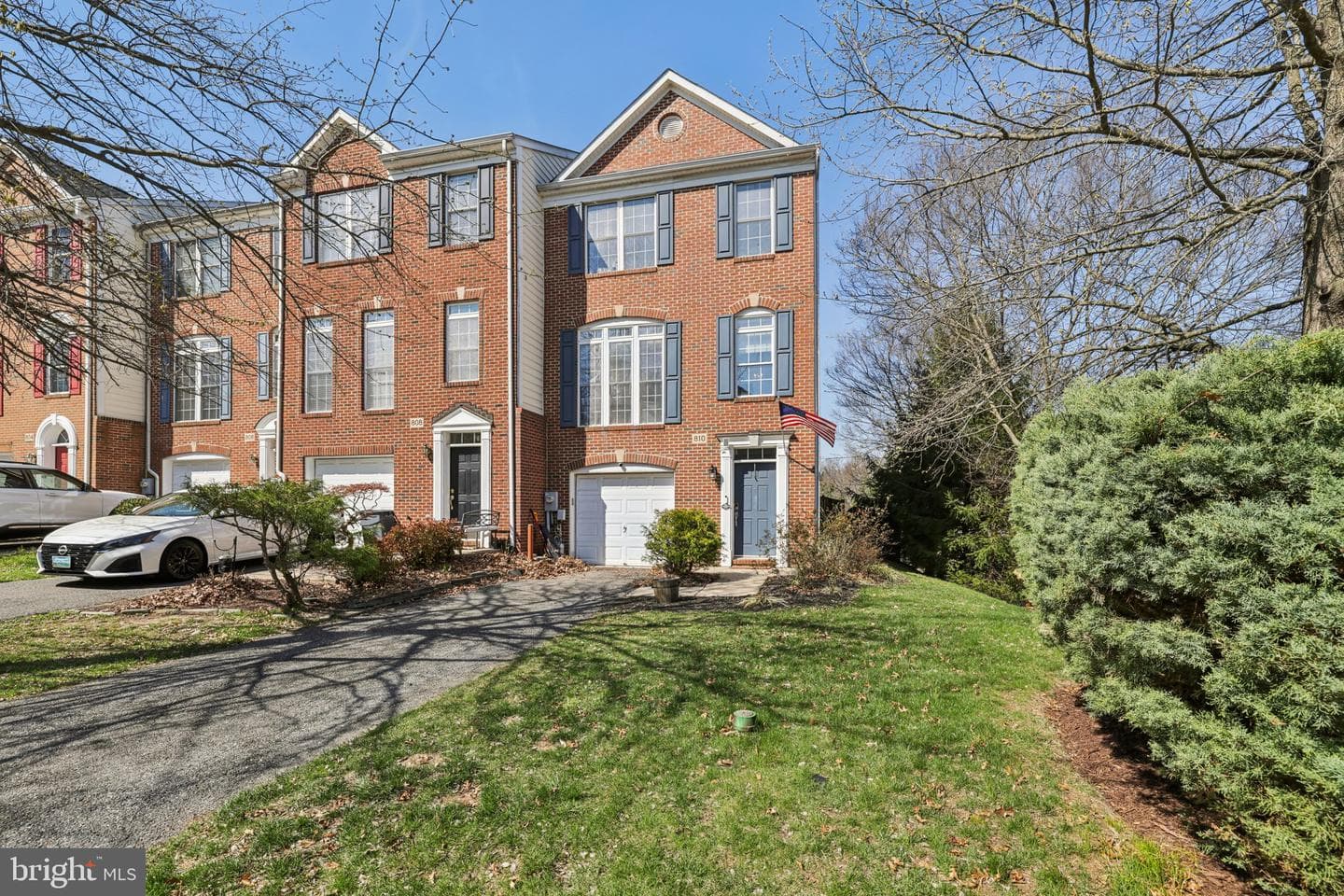 810 Mericrest Way