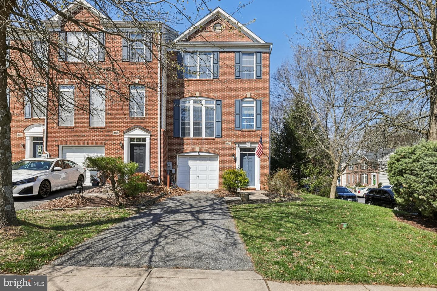 810 Mericrest Way photo 2