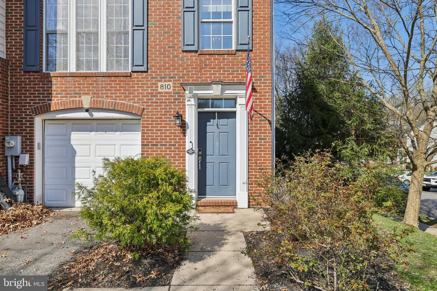 810 Mericrest Way photo 3