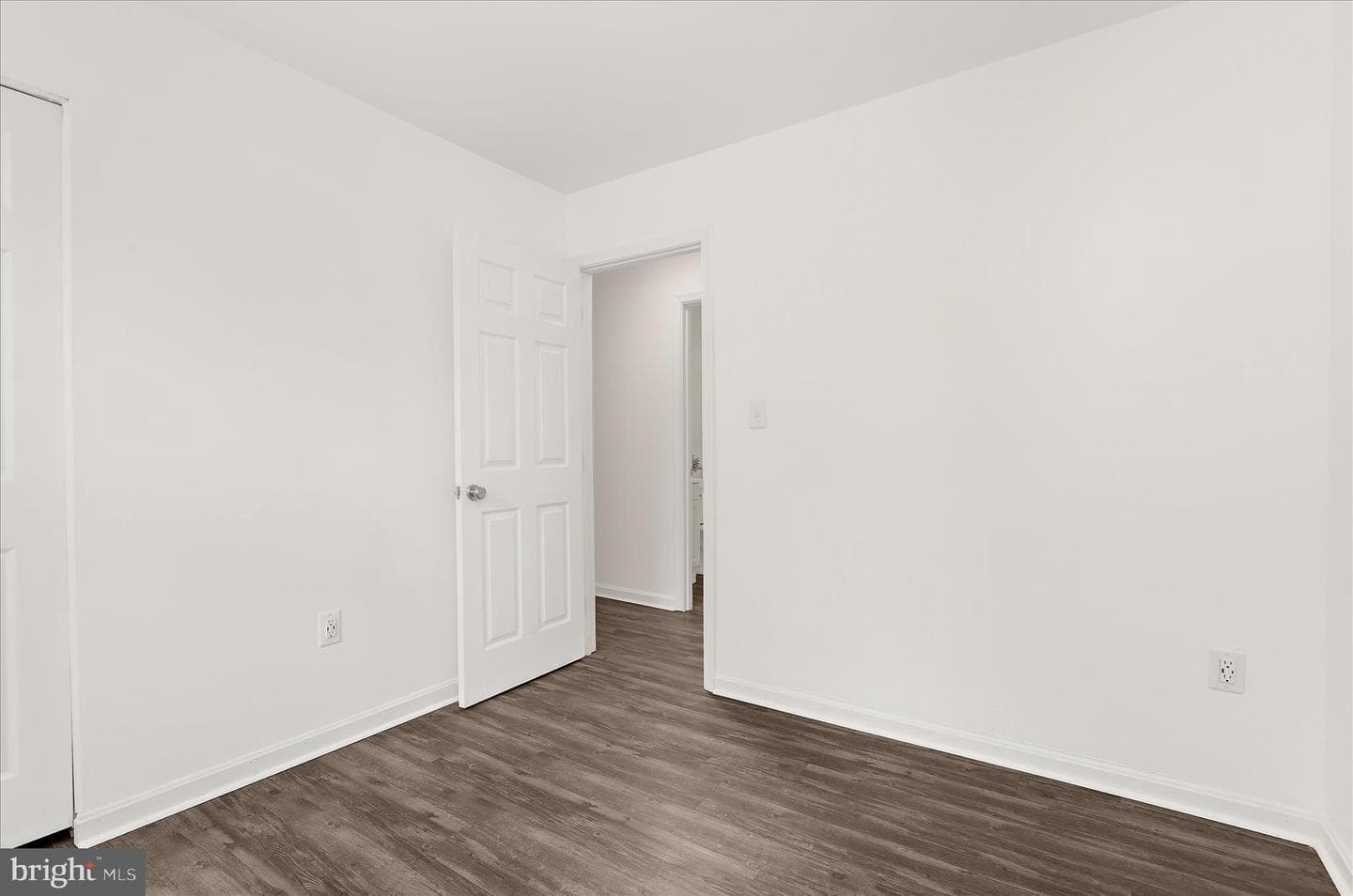 307 Riverdale Road photo 15